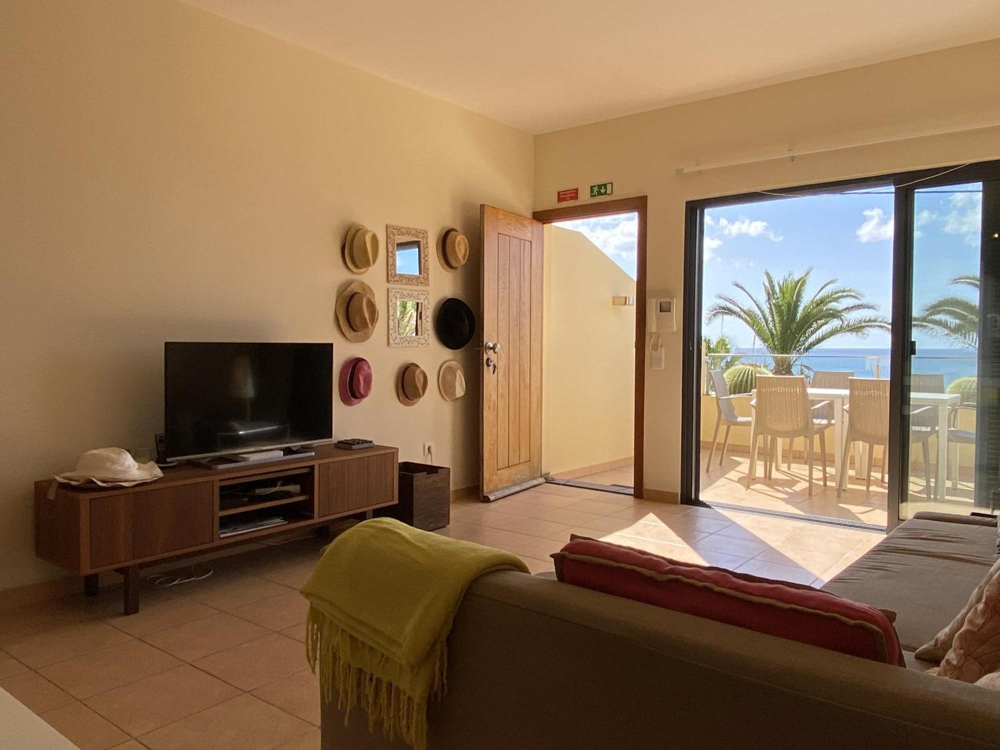 Casa Das Pedras Pretas - By Wehost Porto Santo Exteriör bild